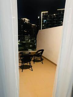 Cozy Studio in Azizi Riviera 1 Meydan Brand New - 4