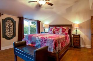 Wonderful Texas Hill Country Cabin for Family Getaways and Texas Vacations - Pipe Creek - 2