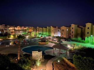 Family-Friendly Chalet at Piacera, Ain Sokhna - Ain Suchna - 8