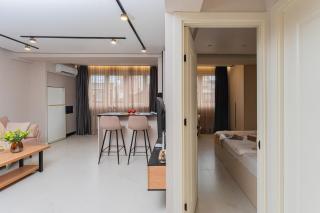 KeyGo #0166 I 2 Bedroom I Near Republic Square - Yerevan - 8