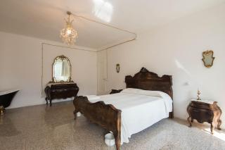 Montalto - in the Italian Village - 6