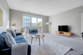 Santana Row 2br w gym pool nr highways SFO-1157 - San Jose - 0