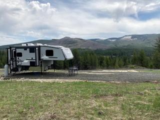 Tiny Caravan Great for Couples with Landscape Views in Idaho - 0