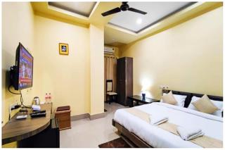 Royal Park Inn Residency 5 km from Assam State Zoo - Guwahati - 3