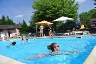 Camping 3 étoiles - Piscine - ccbbia0 - Bourbon-Lancy - 4