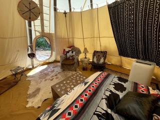 Spacious Tipi with Outdoor BBQ and Fire Pit in Texas - Marble Falls - 8