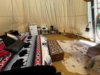 Spacious Tipi with Outdoor BBQ and Fire Pit in Texas - Marble Falls - 2