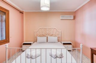 Antonela's Holiday Cottage in the countryside - Ground Floor - Kómi - 7