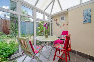 Charming Grade 2 Listed Oak-beamed Cottage - Sawston - 9