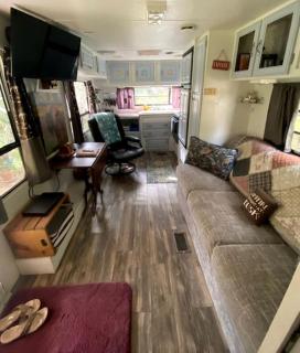 Texas Hill Country Glamping Caravan for a Nature Escape near Hamilton Creek - Marble Falls - 6