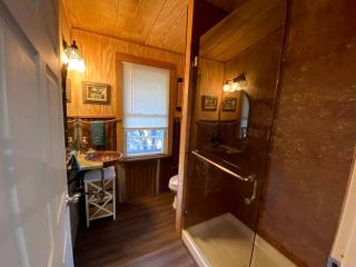Rustic Texas Hill Country Vacation Rental with a Fire Pit - Marble Falls - 7