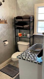 Lovely Studio Rental with Hamilton Creek Views for Vacation in Marble Falls, Texas - Marble Falls - 8