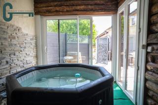 Séjour détente et nature avec spa, sauna et piscine - 9