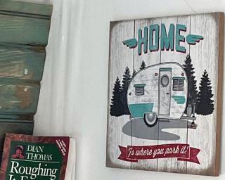 Marble Falls Retro Caravan Glamping: Your Vintage Getaway Awaits - Marble Falls - 2