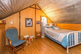 Rustic Two-Bedroom Cabin Rental on Hamilton Creek in Texas Hill Country - Marble Falls - 1