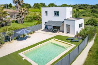 Villa Zephyr by Villa Plus - 3