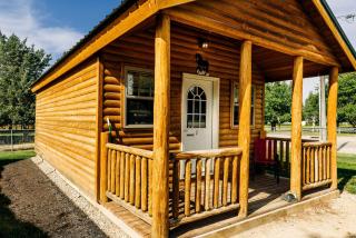 Cozy Cabin Perfect for a Romantic Escape with BBQ in Dayton, Wyoming - Ranchester - 0