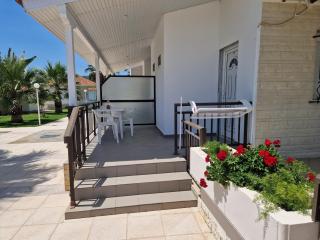 Villa Dimitris Apartments & Bungalows - 2