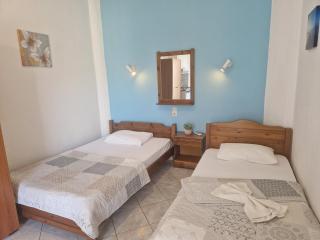 Villa Dimitris Apartments & Bungalows - Nea Vrasna - 3