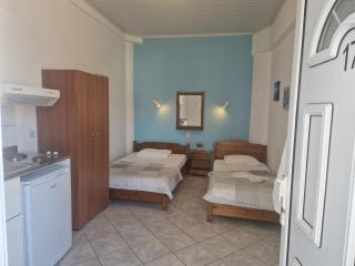 Villa Dimitris Apartments & Bungalows - Nea Vrasna - 1