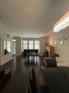 Family-Friendly 5BR Home Near UBC - Vancouver - 9