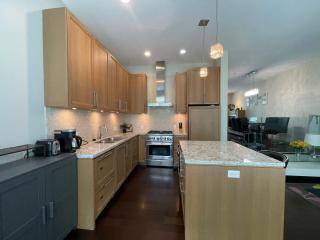 Family-Friendly 5BR Home Near UBC - Vancouver - 7