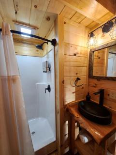 Pet-Friendly Tree Cabin with Lofted Space in Ohio - - 5