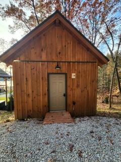 Pet-Friendly Tree Cabin with Lofted Space in Ohio - - 1
