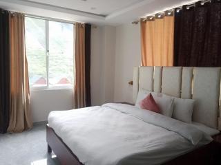 Kings Inn Hotel and Restaurant - Ghumla - 8