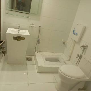 Kings Inn Hotel and Restaurant - Ghumla - 3
