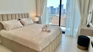 Luxury Apartment in Binghatti Amber - 9