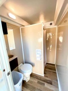 3 Son's Peaceful Glamping in Kingsbury, TX - 6