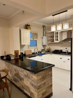 Modern 2BR near Katameya Heights - Il Cairo - 5