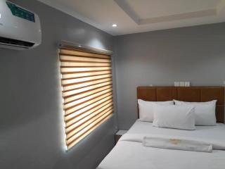Vicnelson Crystal lodge - Lagos - 8