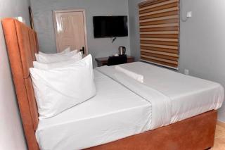 Vicnelson Crystal lodge - Lagos - 7