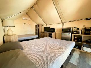 Cozy Safari Tent near Kingbury, Texas - Fantastic Glamping Spot on the San Marcos River - Kingsbury - 8