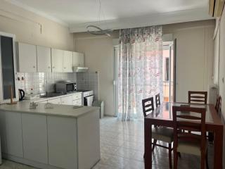 Old Town Comfy Apartment - Kavala - 4