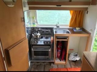 Redwoods Retro Caravans - Almer - 8