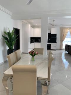 Golden Hayat Suites - East Legon - 8