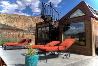 Utah Tiny House for a King Sized Zion Glamping Escape - 5