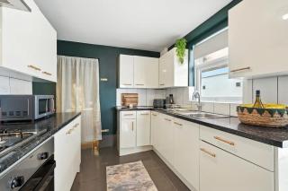 Central Belfast Apartments - Queen's Residence - Belfast - 5