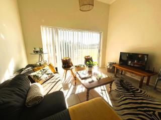 HH6 Goose Valley Estate - 3