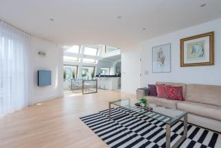 Elegant 1-Bed Open-Plan Living Free Parking - Beckenham - 7