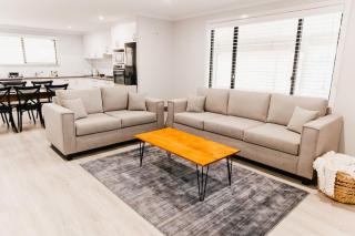 Ideal for workers, families, and group bookings - 8