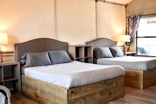 Beautiful Tented Cabin by a Creek - Ideal for a Fun Family Vacation in Seguin, Texas - 5