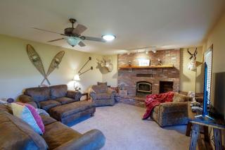 Rural Cabin Rental near Madison River in Ennis, Montana - Ennis - 2