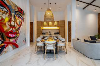 Your Private Oasis in Bali - Modern Villa, Big Pool, Lush Surroundings - Ubud - 6