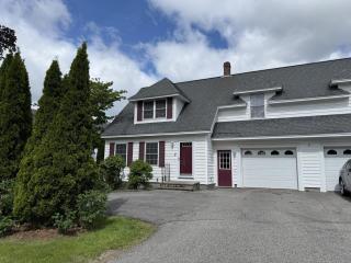 Huge Modern Townhome 10mins to Beach - 9