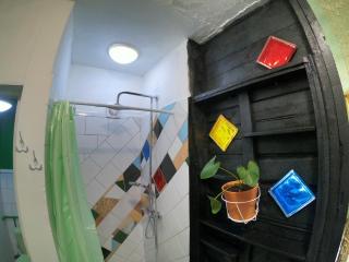 Poets sanctuary, 7 minutes walk from seaside - 9