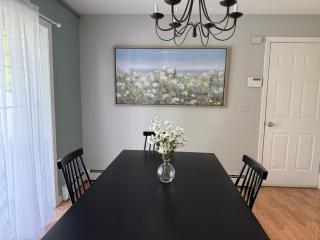 Huge Modern Townhome 10mins to Beach - 4